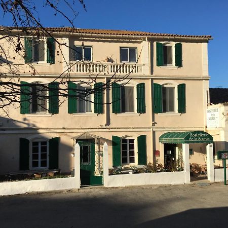 Hostellerie De La Source Arles Exterior photo